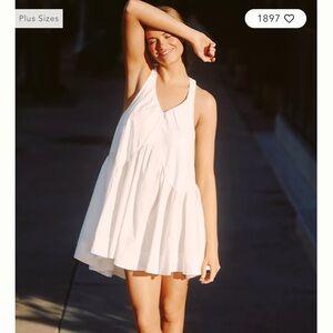Flowy White Sleeveless Dress
